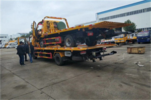 岳阳楼区同城汽车补胎