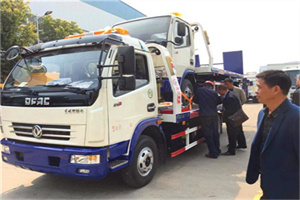 岳阳楼区汽车道路救援拖车价格